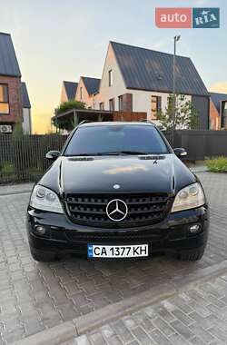 Mercedes-Benz M-Class 2006