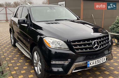 Mercedes-Benz M-Class  2011