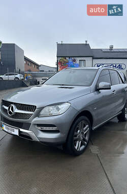 Mercedes-Benz M-Class  2012