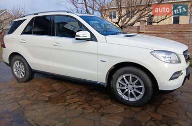 Mercedes-Benz M-Class 2012