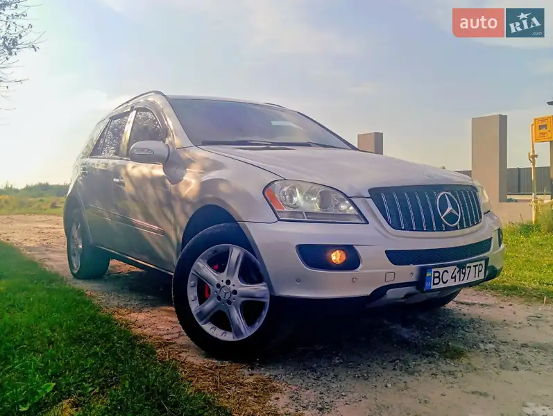 Mercedes-Benz M-Class