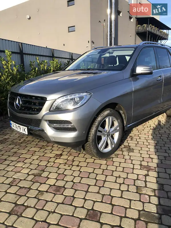 Mercedes-Benz M-Class 2015