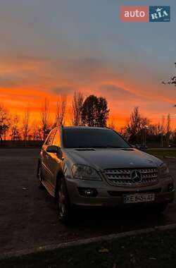 Mercedes-Benz M-Class  2008