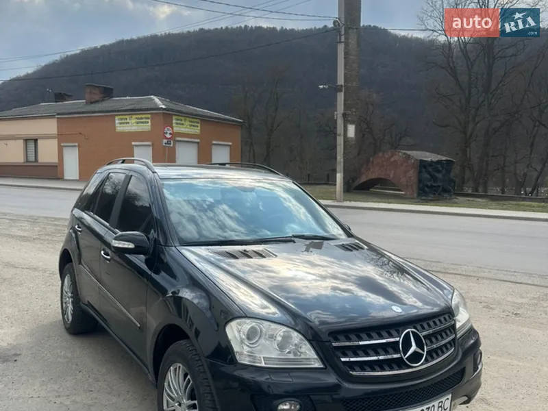 Mercedes-Benz M-Class
