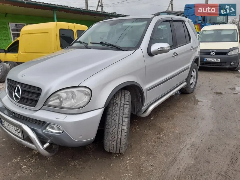 Mercedes-Benz M-Class 2002