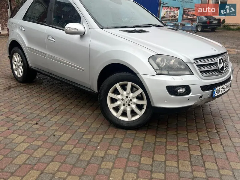 Mercedes-Benz M-Class