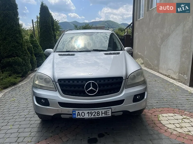 Mercedes-Benz M-Class