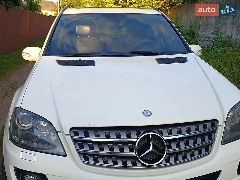 Mercedes-Benz M-Class