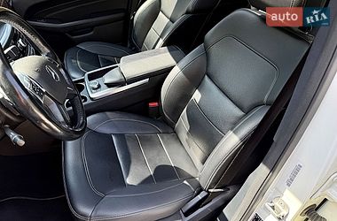 Внедорожник / Кроссовер Mercedes-Benz M-Class 2013 в Залещиках