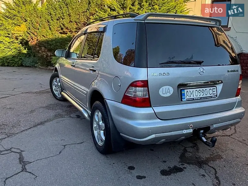 Mercedes-Benz M-Class