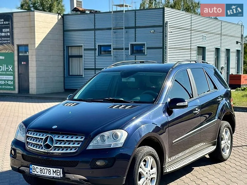 Mercedes-Benz M-Class