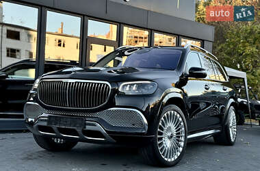 Mercedes-Benz Maybach  2021