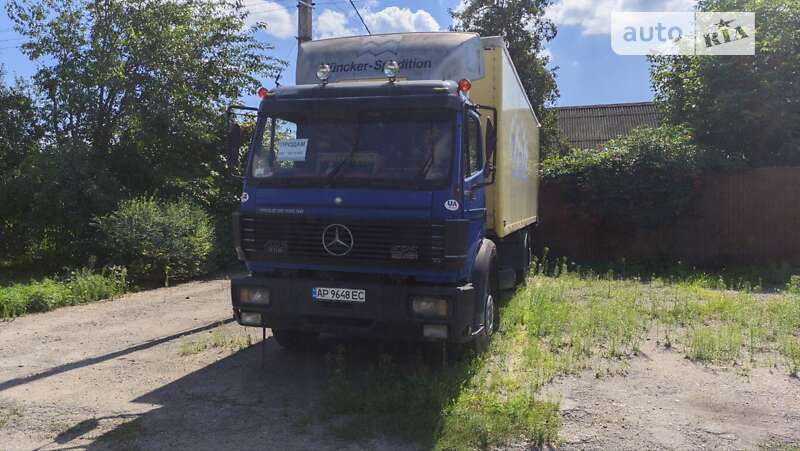 Грузовой фургон Mercedes-Benz MK-Series