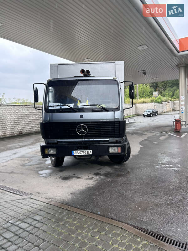 Вантажівки Mercedes-Benz MK-Series