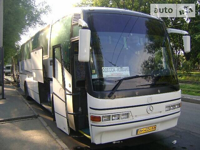 Туристический / Междугородний автобус Mercedes-Benz O 303