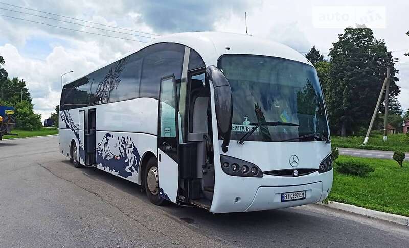 Туристический / Междугородний автобус Mercedes-Benz O 405