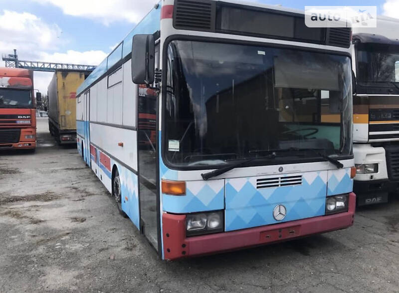 Автобуси Mercedes-Benz O 407