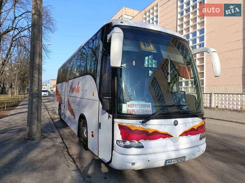 Туристичний / Міжміський автобус Mercedes-Benz OC 500