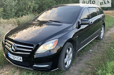 Mercedes-Benz R-Class  2011