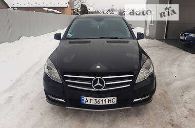 Mercedes-Benz R-Class  2011