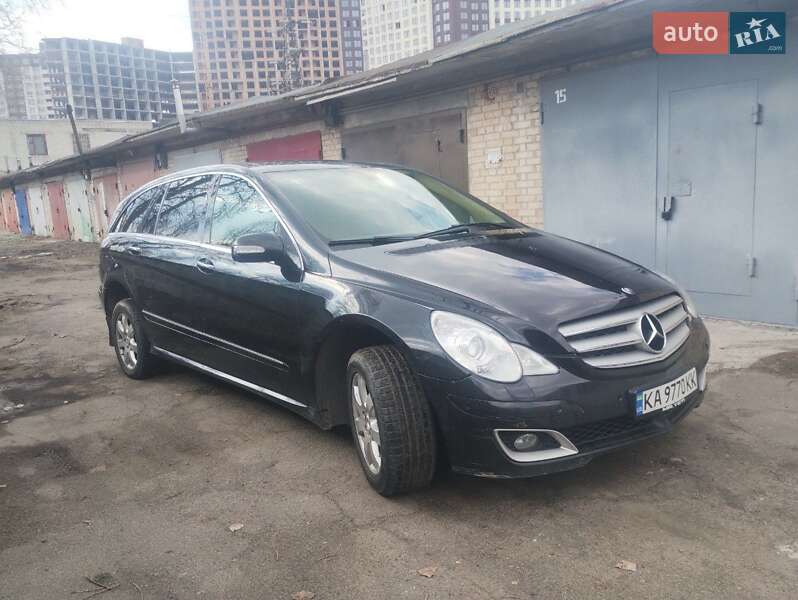 Mercedes-Benz R-Class