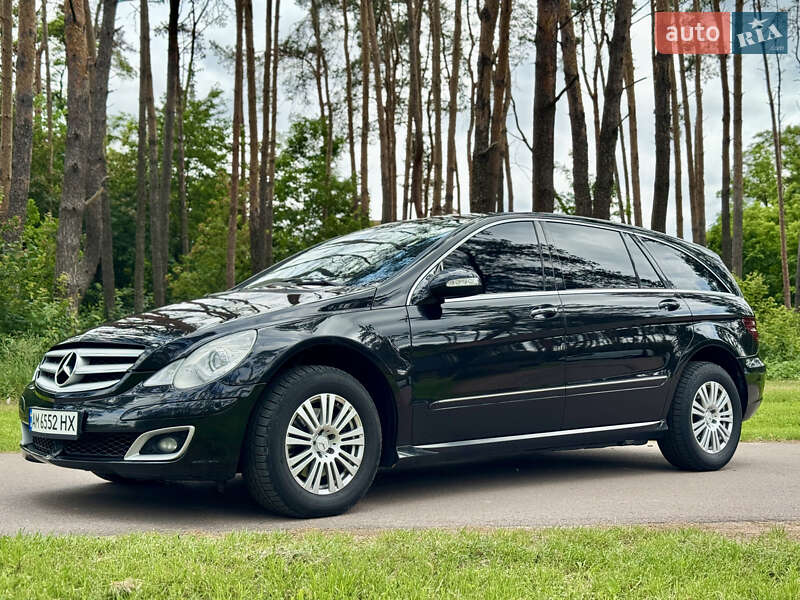 Мінівен Mercedes-Benz R-Class