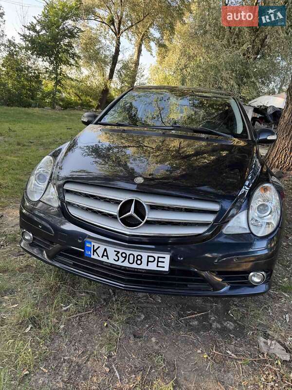 Mercedes-Benz R-Class