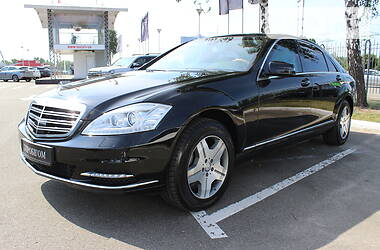 Mercedes-Benz S-Class  2008