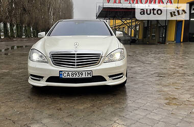 Mercedes-Benz S-Class  2009