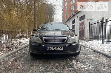 Mercedes-Benz S-Class  1998