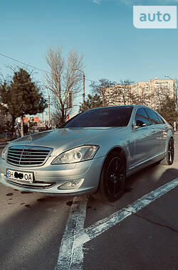 Mercedes-Benz S-Class  2006