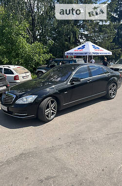 Mercedes-Benz S-Class LONG EDITION 4MATIC 2011