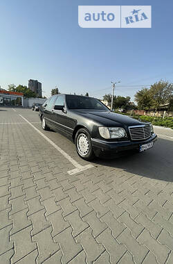 Mercedes-Benz S-Class  1997