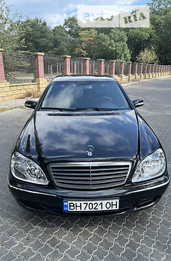 Mercedes-Benz S-Class  2003