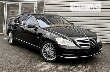 Mercedes-Benz S-Class 4MATIC LONG 2011