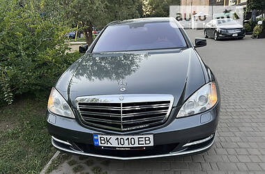 Mercedes-Benz S-Class  2007