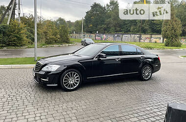 Mercedes-Benz S-Class  2007