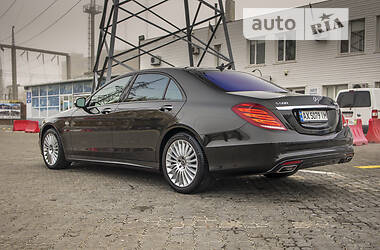 Mercedes-Benz S-Class  2013