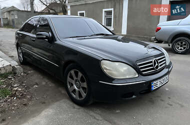 Mercedes-Benz S-Class 1999