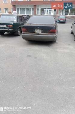 Mercedes-Benz S-Class  1993