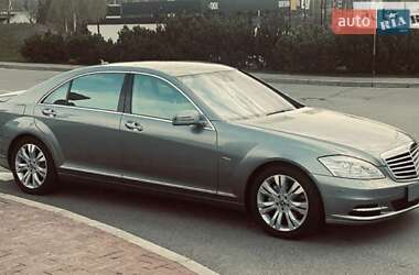Mercedes-Benz S-Class Long  2010