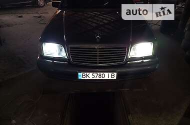 Mercedes-Benz S-Class  1997