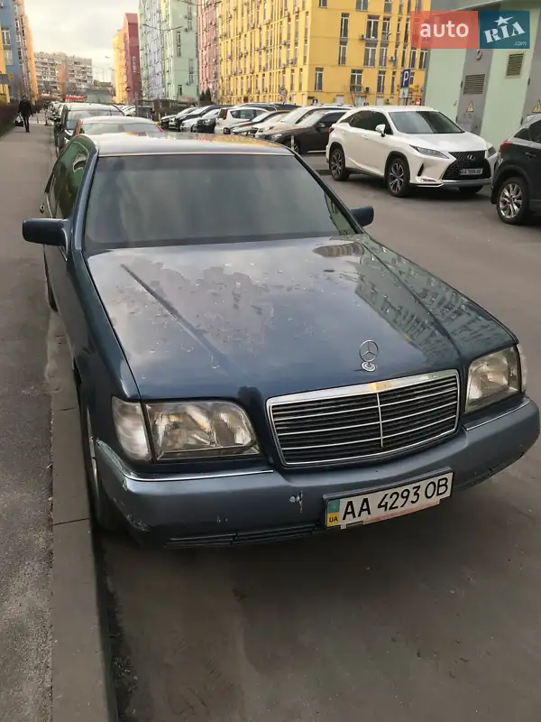 Mercedes-Benz S-Class