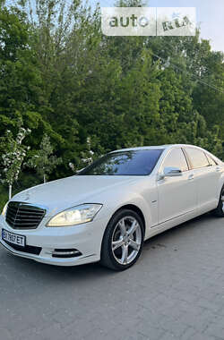 Mercedes-Benz S-Class 4Matic Long 2012