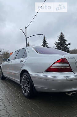 Mercedes-Benz S-Class  2000