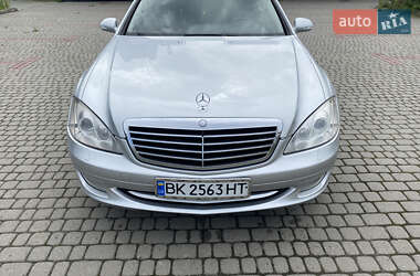 Mercedes-Benz S-Class  2006