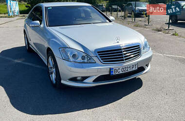 Mercedes-Benz S-Class  2006