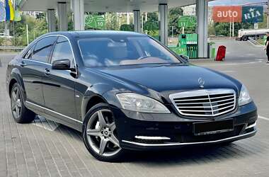 Mercedes-Benz S-Class  2012