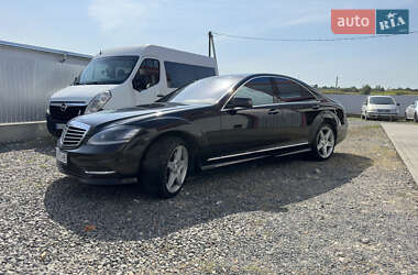 Mercedes-Benz S-Class  2010