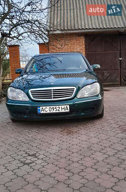 Mercedes-Benz S-Class  2000
